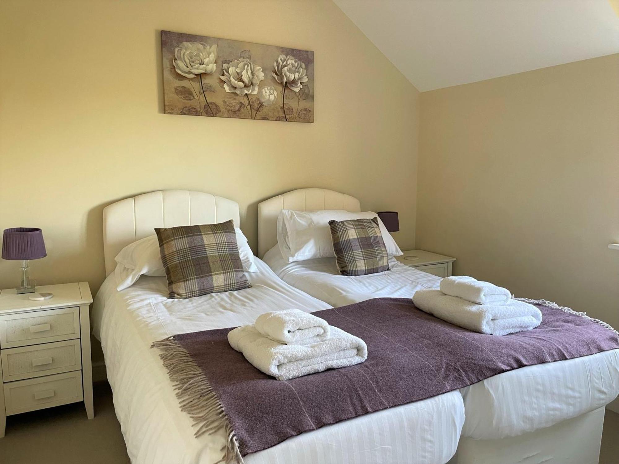Saltkettle In Blakeney, Sleeping 12 In 5 Bedrooms Blakeney  Exterior photo