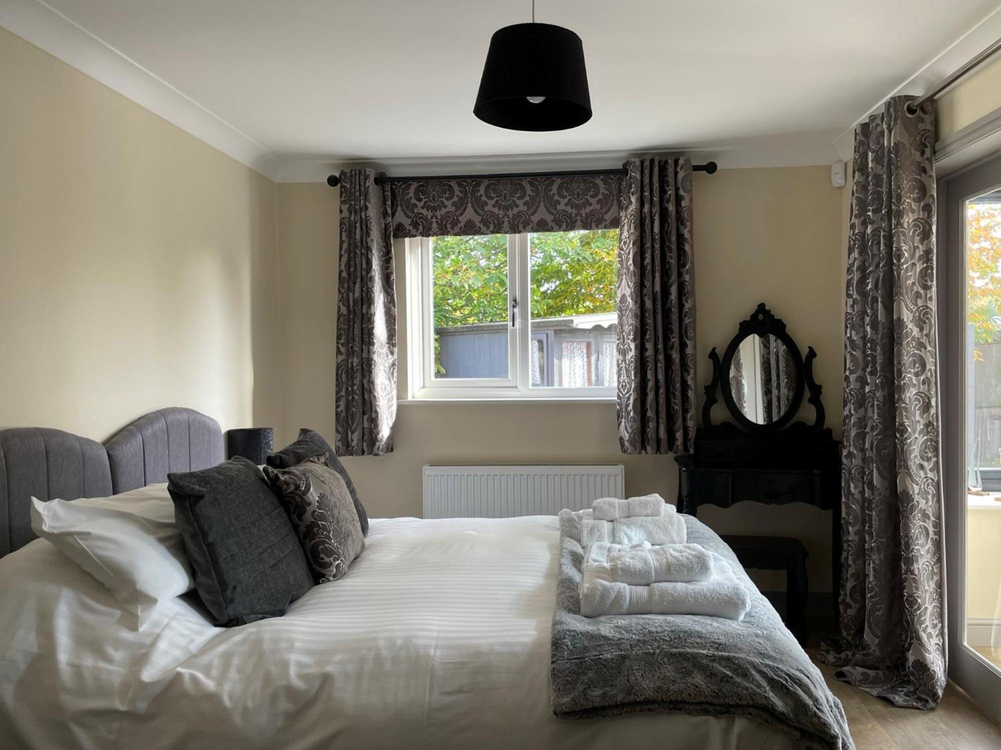 Saltkettle In Blakeney, Sleeping 12 In 5 Bedrooms Blakeney  Exterior photo